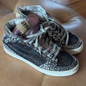 P448 Women's Black and Pink Metallic snake print Sneakers
